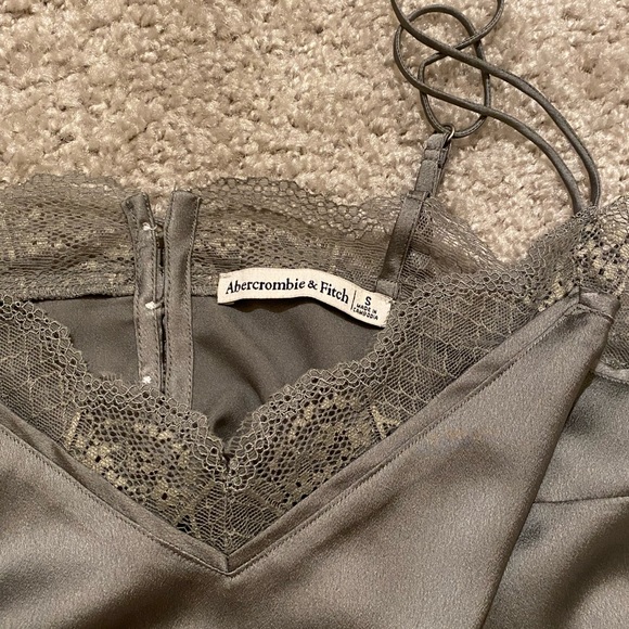 Abercrombie & Fitch Sage Satin Cami - Picture 3 of 5